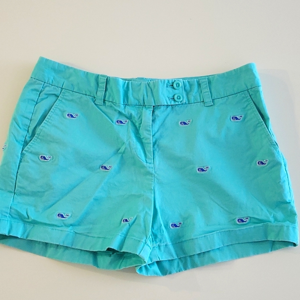 Vineyard Vines Classic Shorts with Whale Print (Size 6)